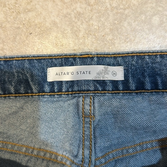 Altar'd State Wide Leg Destroyed Knee Jeans 26 - Picture 2 of 7